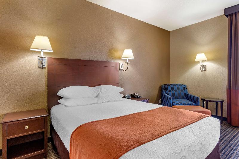 Best Western Plus Winslow Inn image