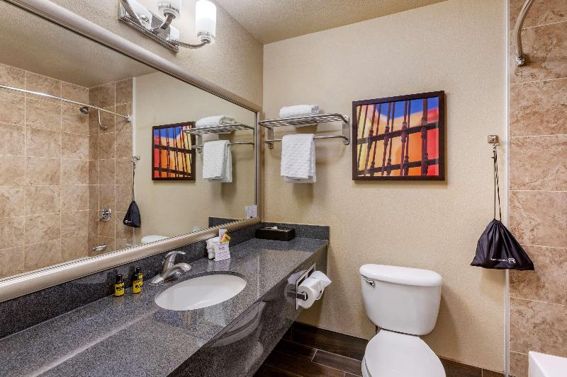 Best Western Plus Winslow Inn image