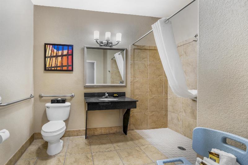 Best Western Plus Winslow Inn image