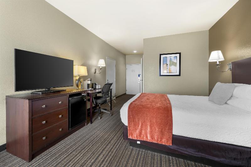 Best Western Plus Winslow Inn image