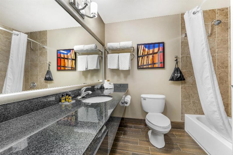 Best Western Plus Winslow Inn image