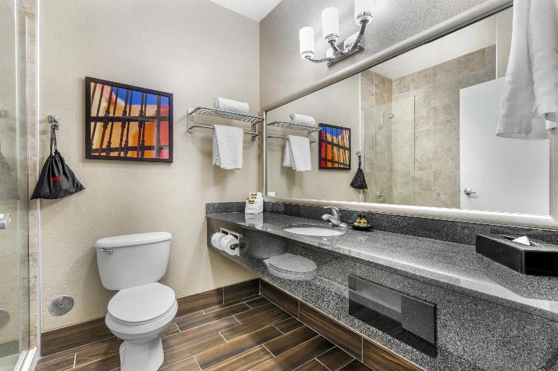 Best Western Plus Winslow Inn image