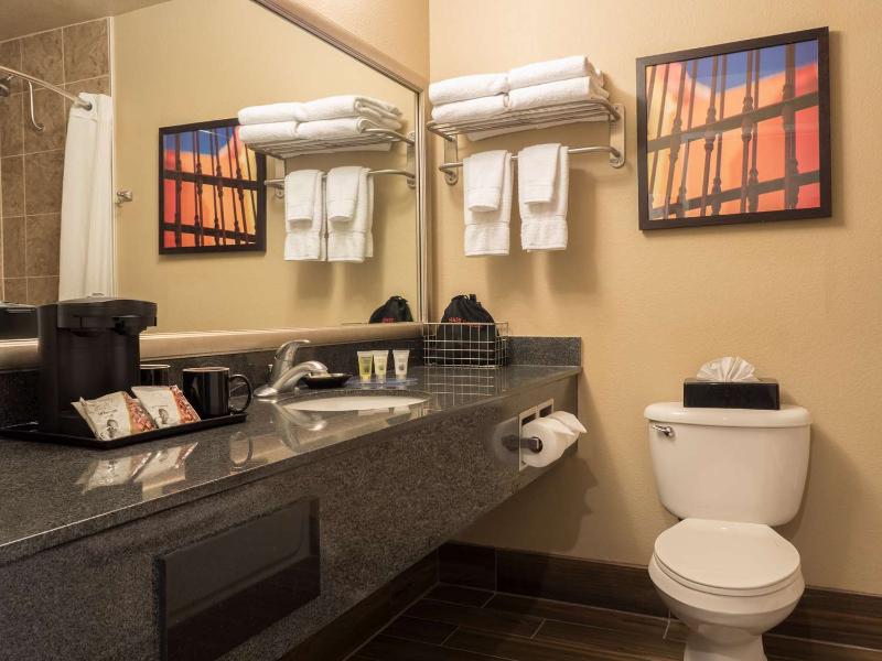 Best Western Plus Winslow Inn image