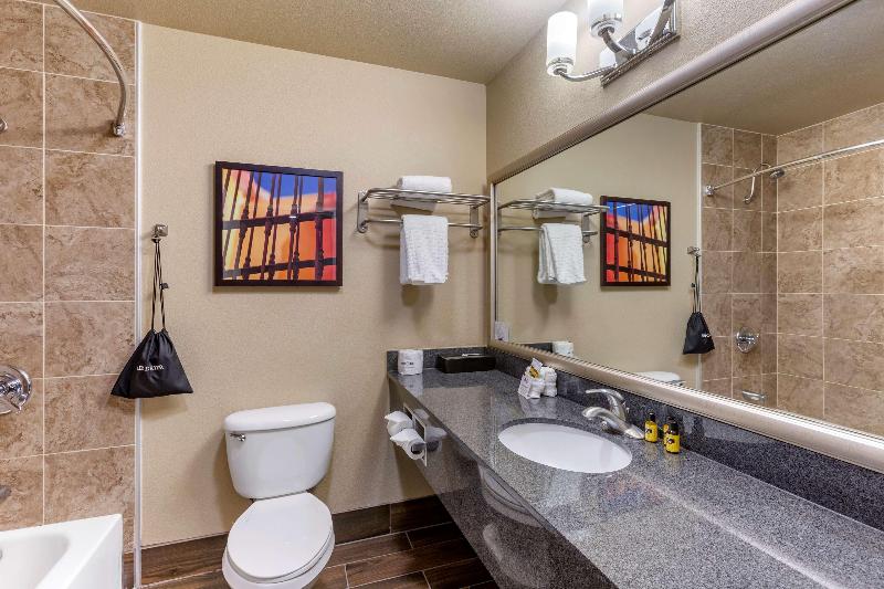 Best Western Plus Winslow Inn image