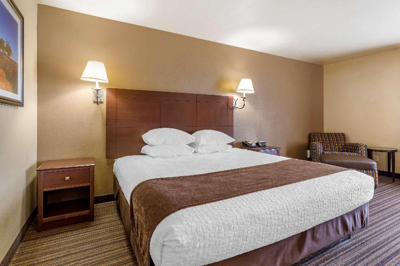 Best Western Plus Winslow Inn image