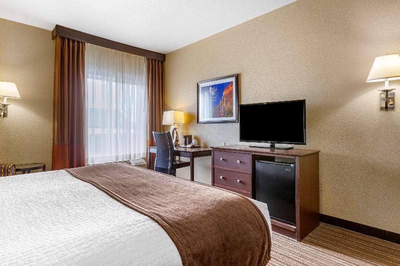 Best Western Plus Winslow Inn image