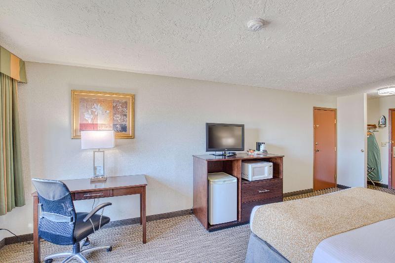 Best Western Green Valley Inn image