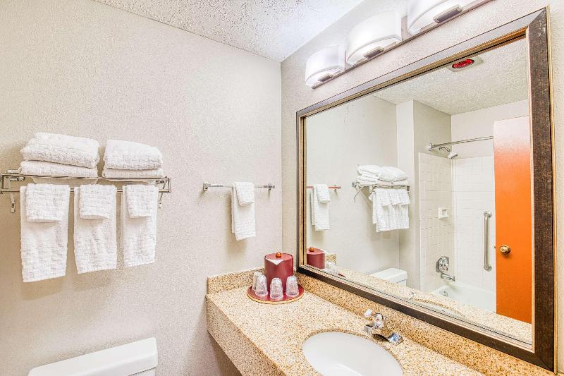 Best Western Green Valley Inn image