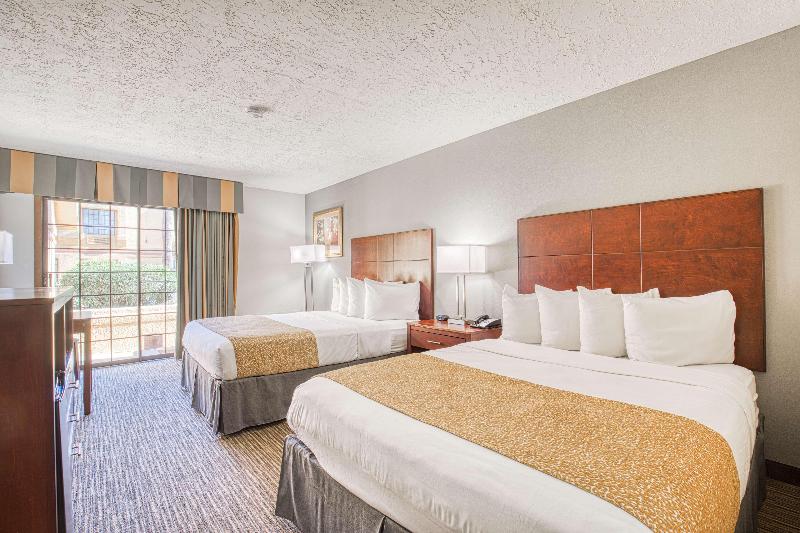 Best Western Green Valley Inn image