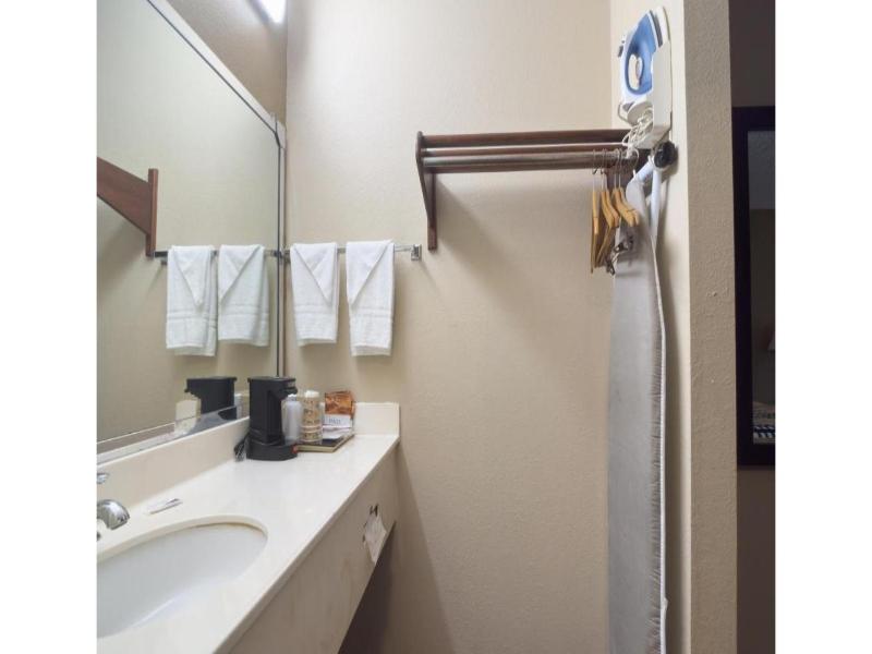 Deerfield Inn By Capital O Blytheville AR I55 image