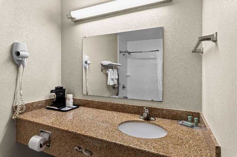 Best Western Presidential Hotel & Suites image