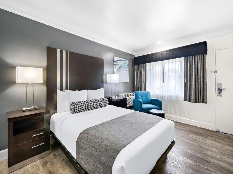 Best Western Park Crest Inn image