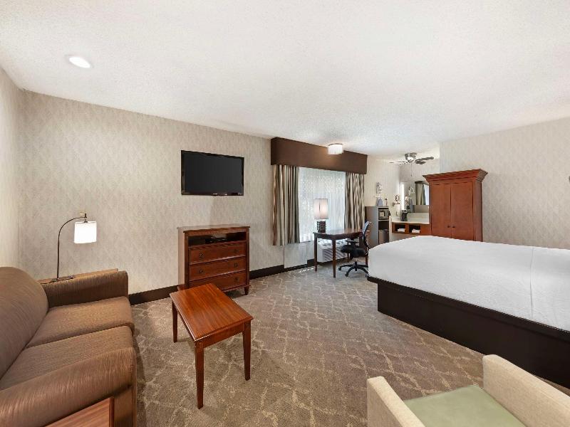 Best Western Plus Black Oak image