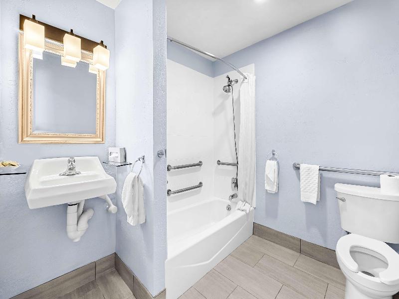 Best Western Vista Manor Lodge image