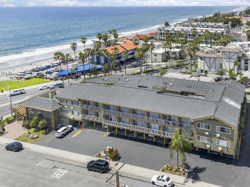 Best Western Plus Beach View Lodge Carlsbad image