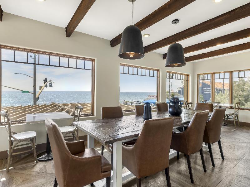 Best Western Plus Beach View Lodge Carlsbad image