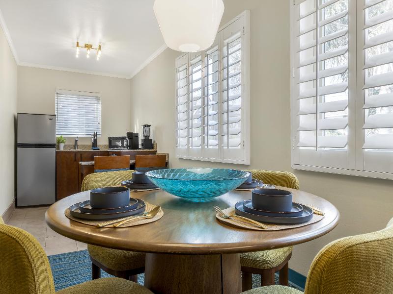 Best Western Plus Beach View Lodge Carlsbad image