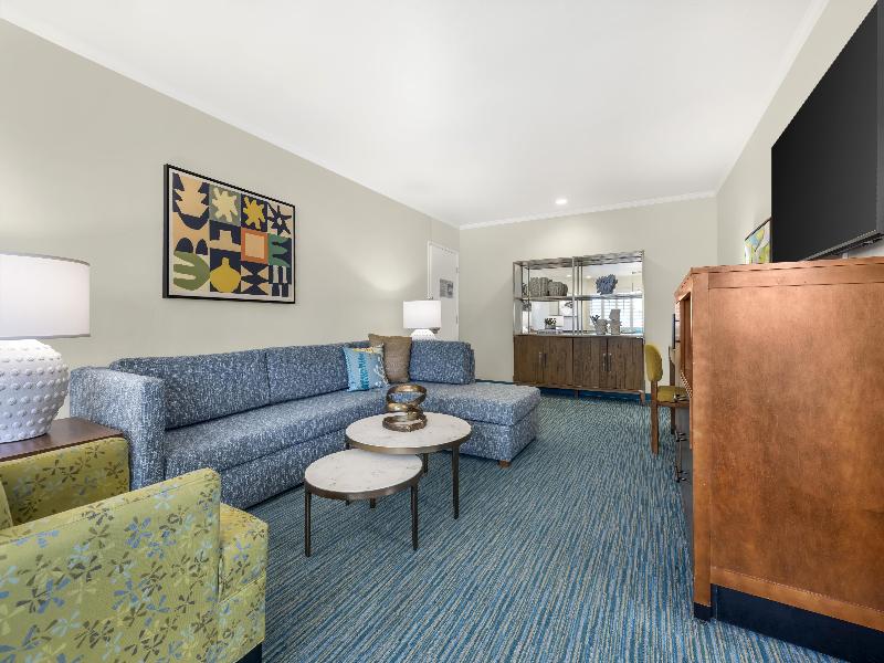 Best Western Plus Beach View Lodge Carlsbad image