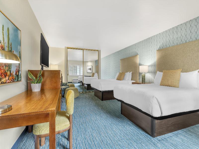Best Western Plus Beach View Lodge Carlsbad image