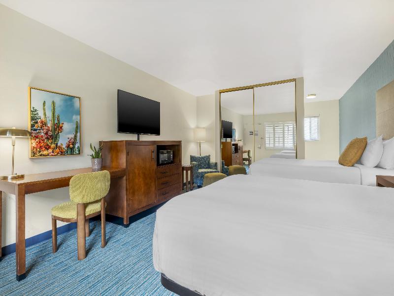 Best Western Plus Beach View Lodge Carlsbad image