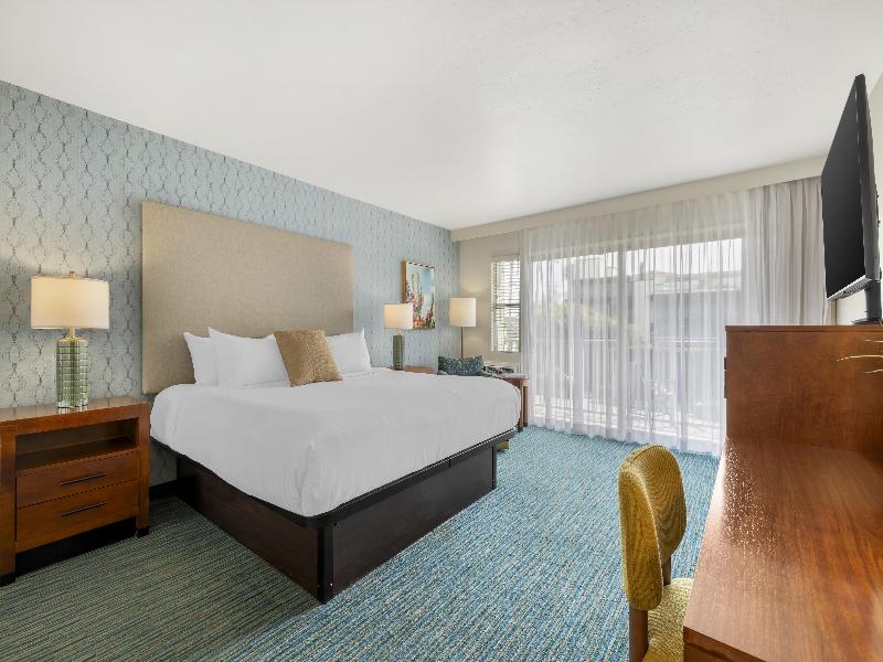 Best Western Plus Beach View Lodge Carlsbad image