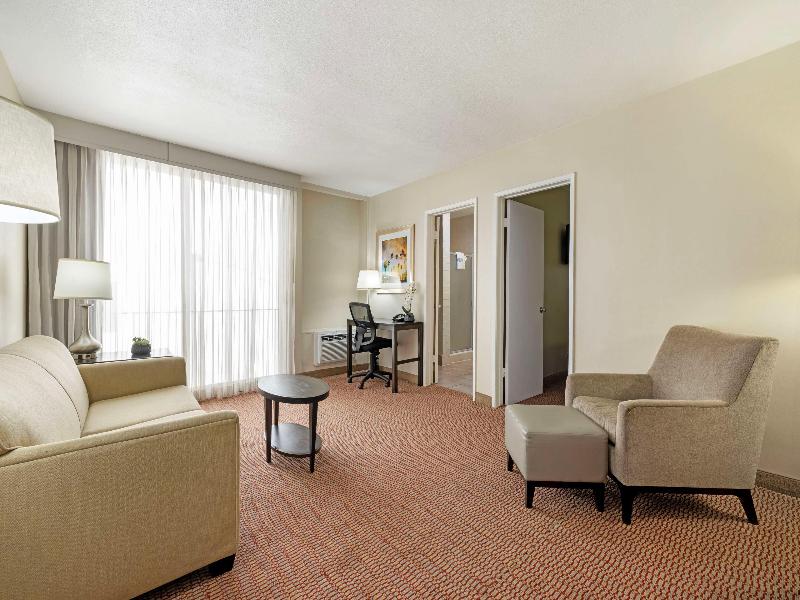 Best Western Royal Palace Inn & Suites image