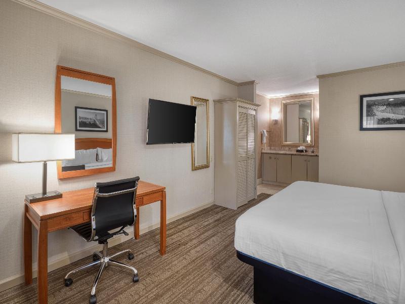 Surestay Plus By Best Western Mountain View image