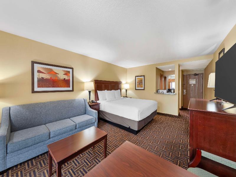 Best Western Plus Redondo Beach Inn image