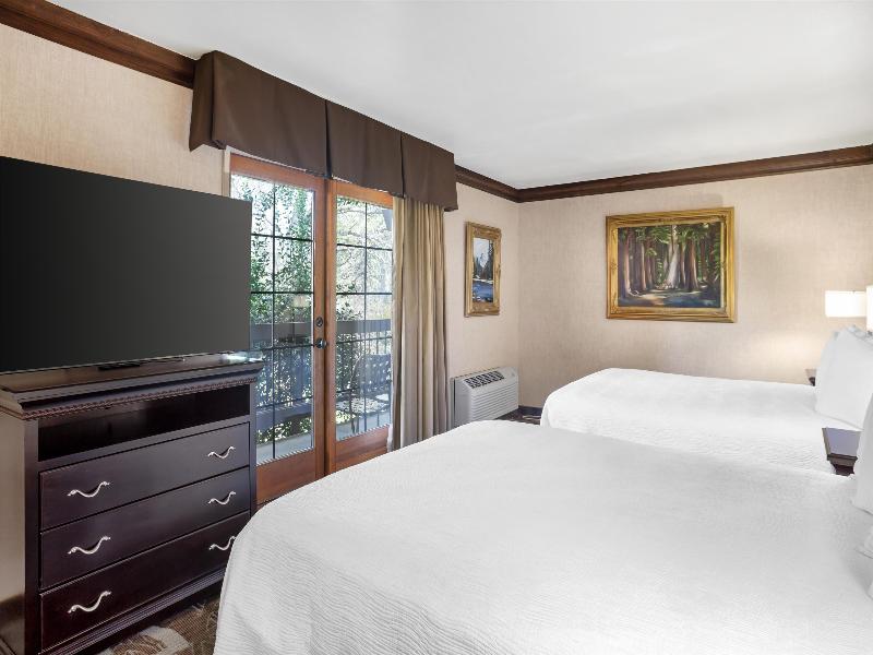 Best Western Plus Yosemite Gateway Inn image