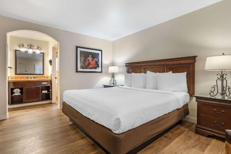 Best Western Rose Garden Inn image