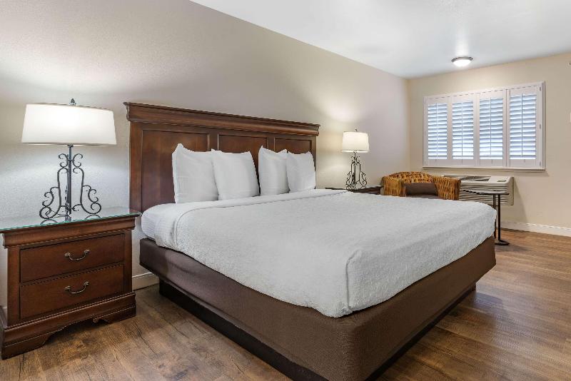 Best Western Rose Garden Inn image