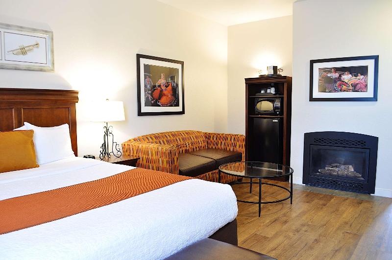 Best Western Rose Garden Inn image