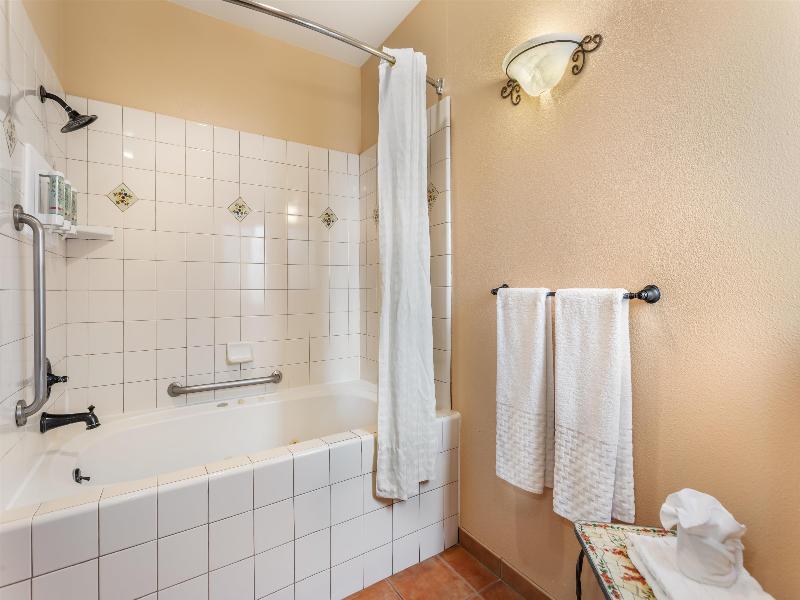 Best Western Rose Garden Inn image