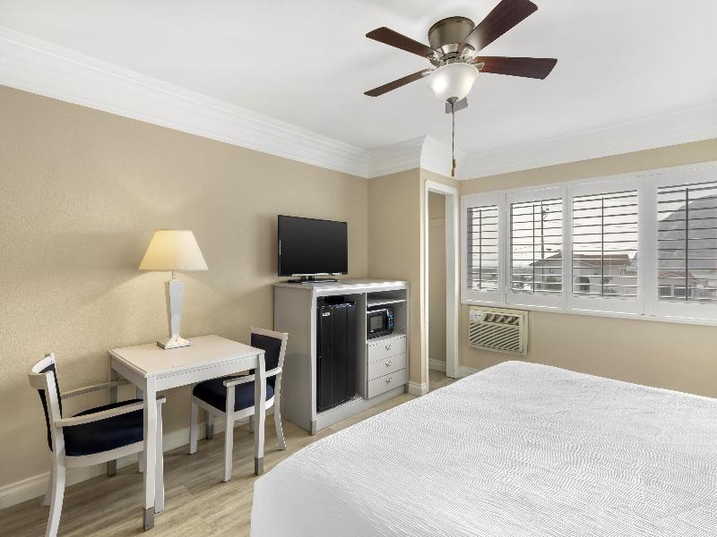 Best Western Tradewinds image