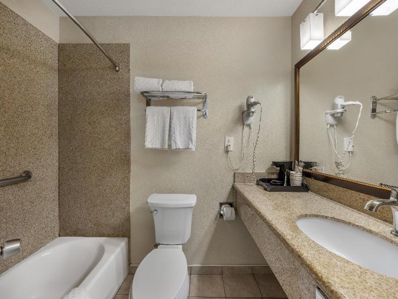 Best Western Tradewinds image