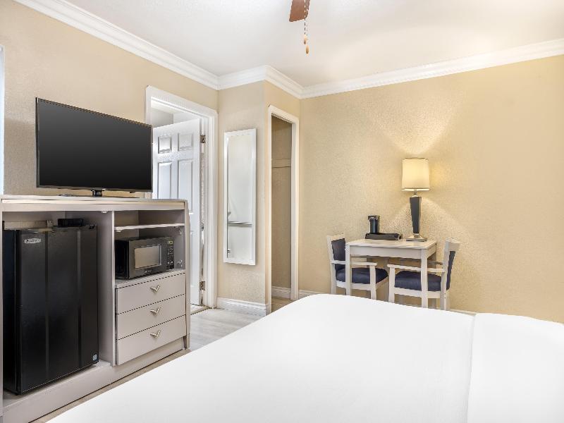 Best Western Tradewinds image