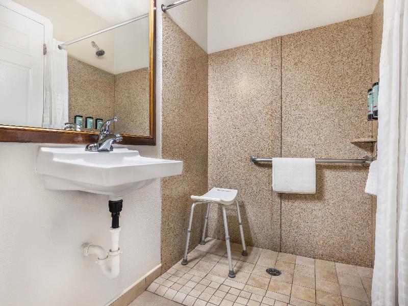 Best Western Tradewinds image