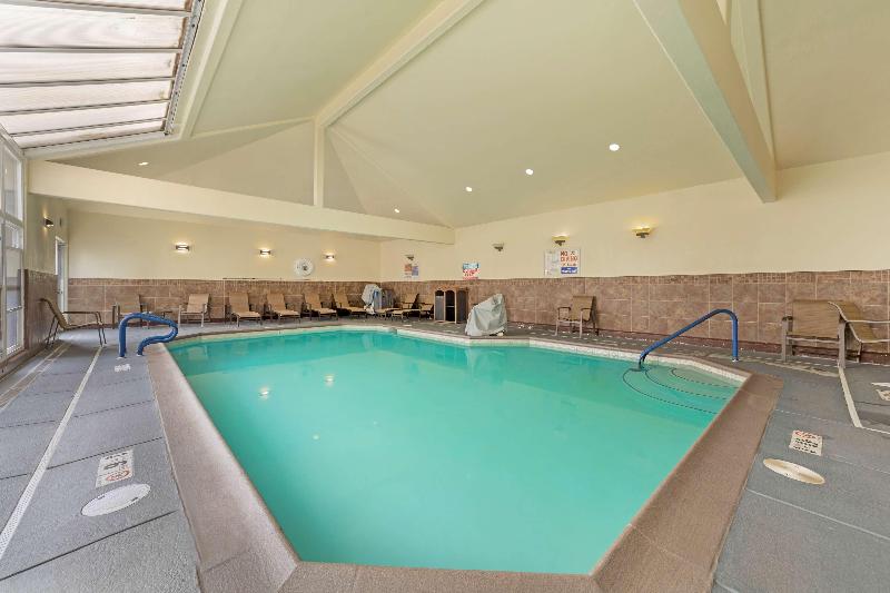 Best Western Plus Northwoods Inn image