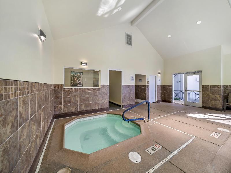 Best Western Plus Northwoods Inn image