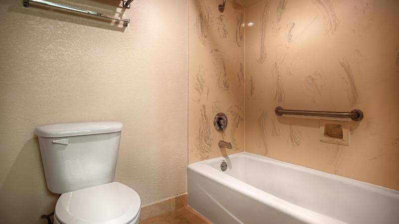 Best Western Plus Northwoods Inn image