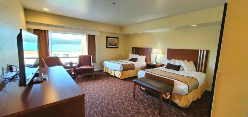Best Western Plus Northwoods Inn image