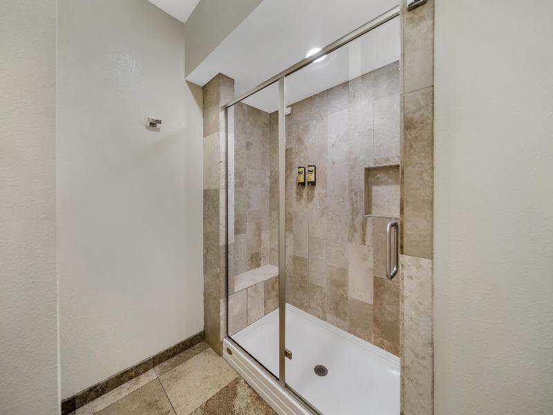 Best Western Plus Northwoods Inn image