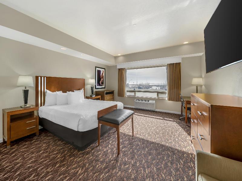 Best Western Plus Northwoods Inn image