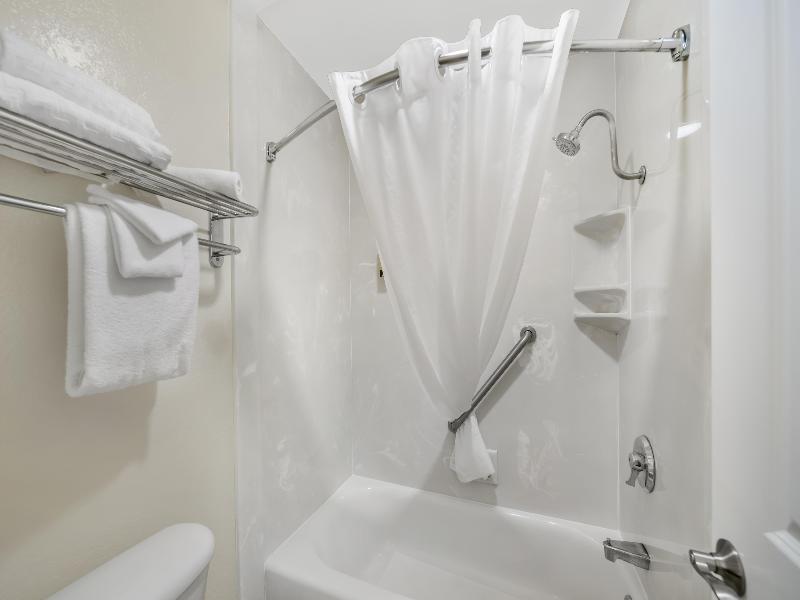 Best Western Plus Northwoods Inn image