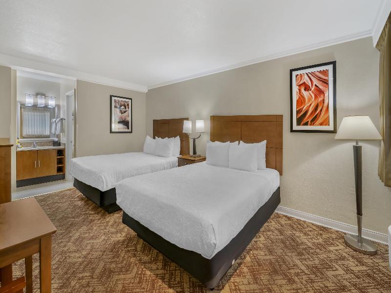 Best Western Plus Northwoods Inn image