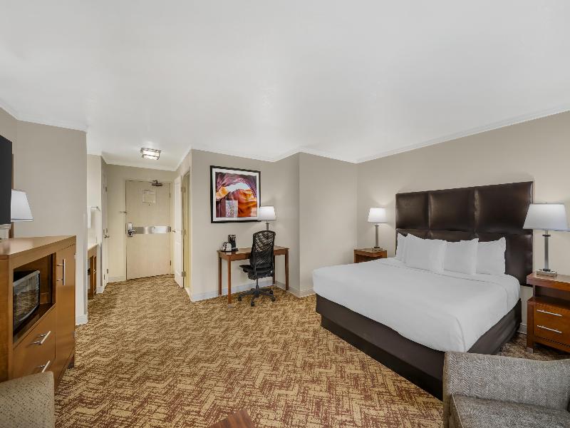 Best Western Plus Northwoods Inn image