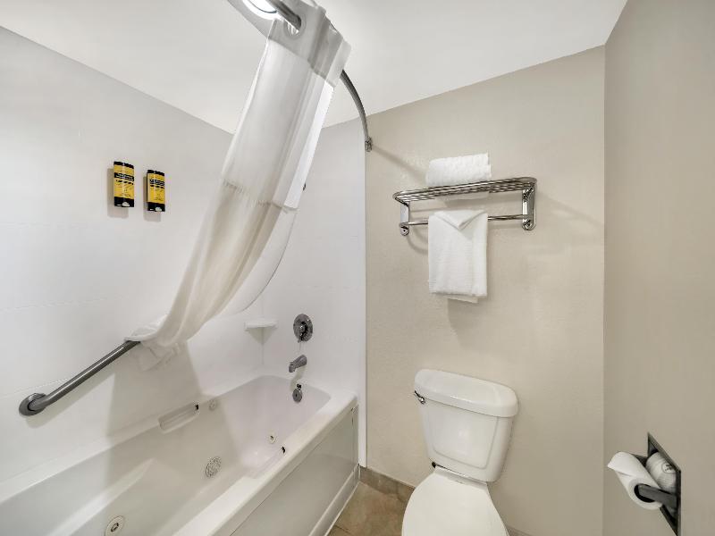 Best Western Plus Northwoods Inn image
