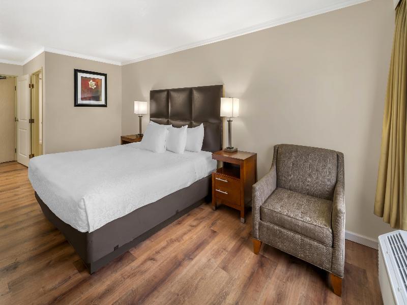 Best Western Plus Northwoods Inn image