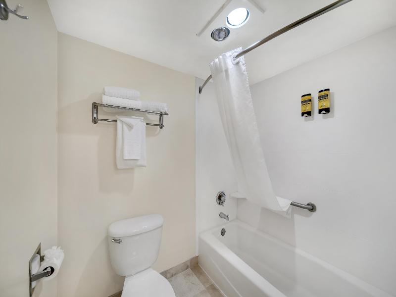 Best Western Plus Northwoods Inn image