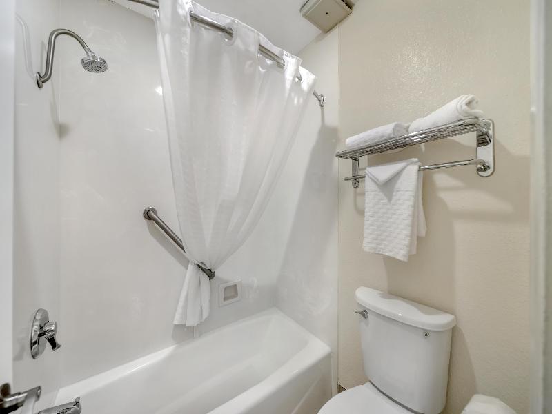 Best Western Plus Northwoods Inn image